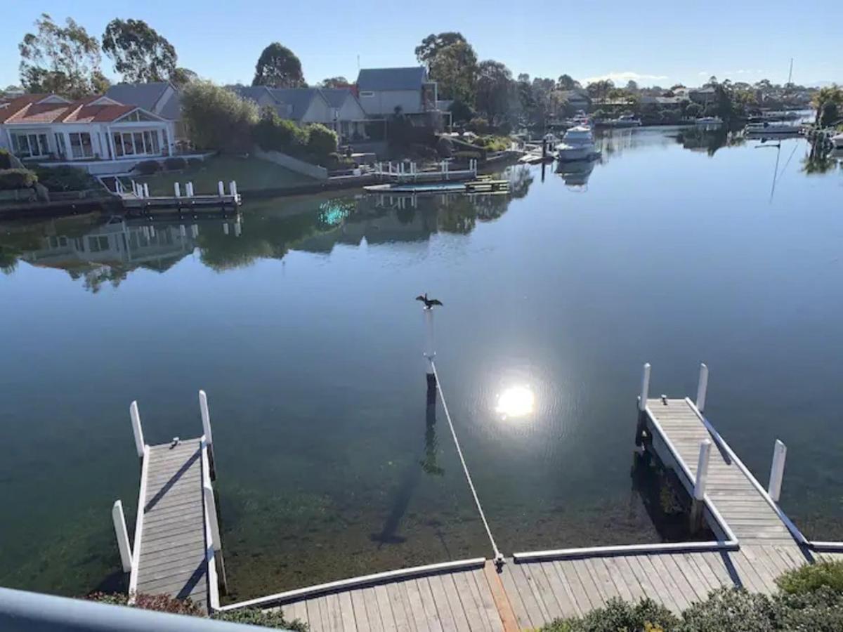 The View - Captains Cove Waterfront Resort Paynesville Exteriér fotografie